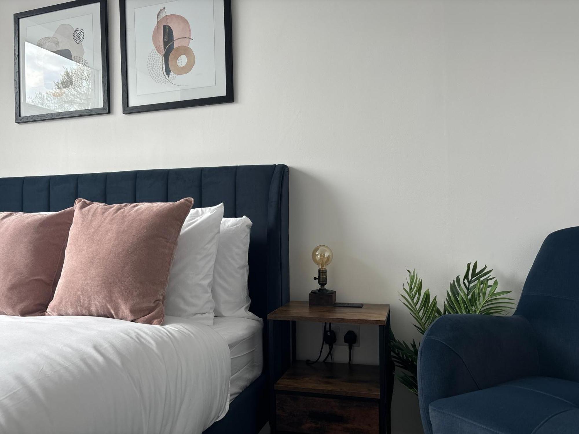 Manchester Apt, Free Parking, Business, Couples & Families Exterior foto